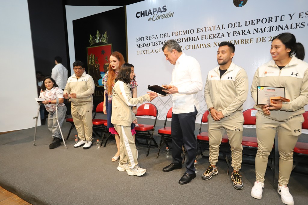 Premio Estatal del Deporte hace justicia a atletas sobresalientes de Chiapas: Rutilio&nbsp;Escandón