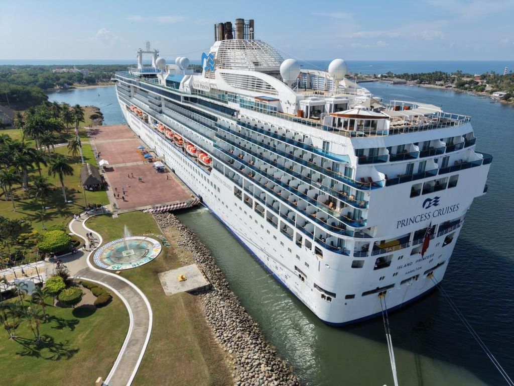 Puerto Chiapas inició la primera temporada de cruceros 2026 con el arribo del Island&nbsp;Princess